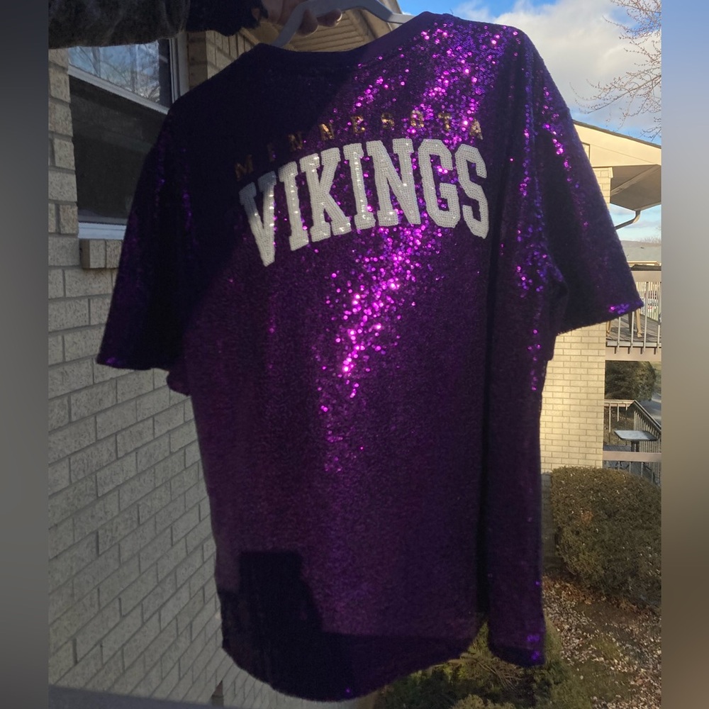 NFL Minnesota Vikings Purple Sequins Sparkle Football Jersey Viking Patch NEW - Picture 10 of 17